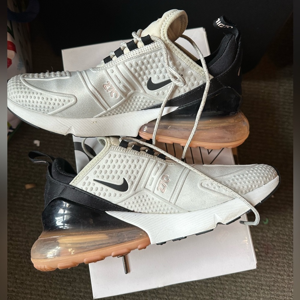 Nike Air Max 270 SE - Light Bone Storm Pink (Women's) - like New!